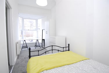 7 bed house, 44 Headland Park, Greenbank, Plymouth, PL48HT - Image 4